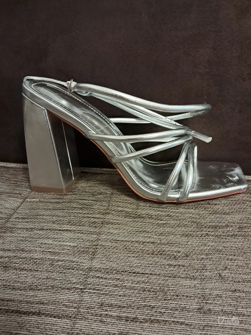 Shein srebrne stikle