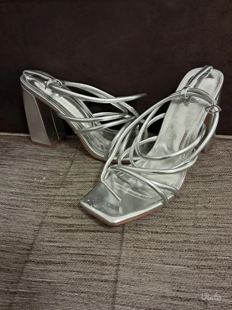 Shein srebrne stikle