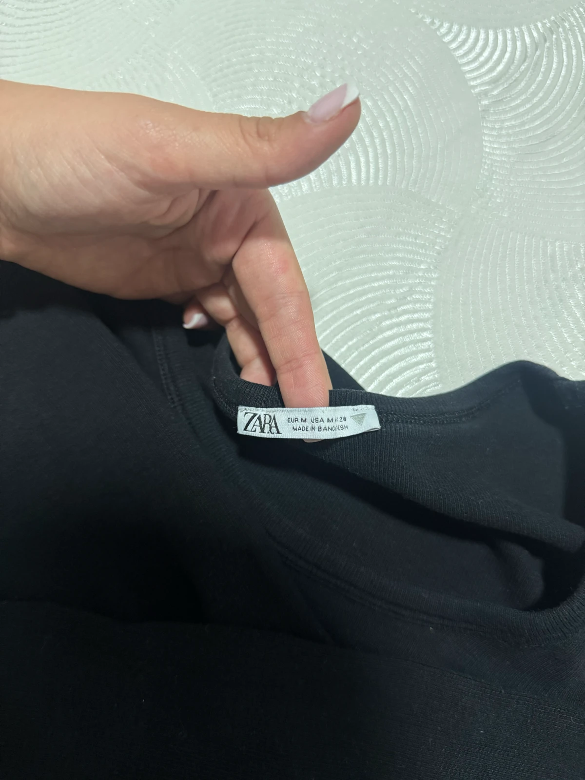 zara-top