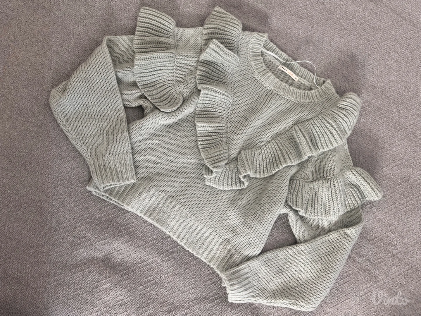 Dzemper sa karnerima