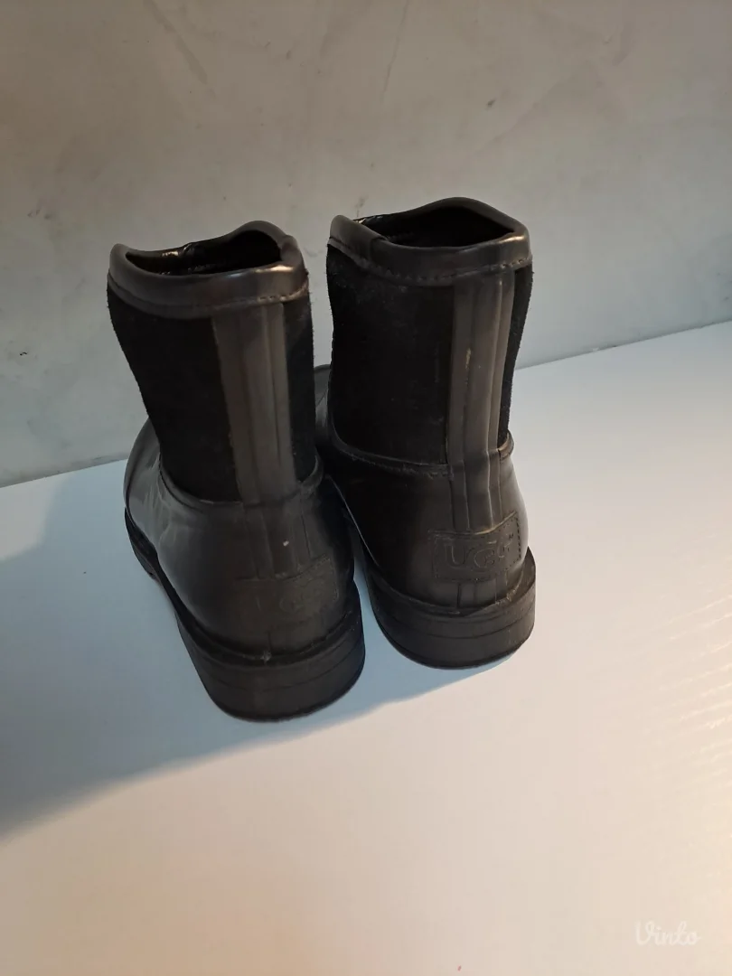 Ugg cizme