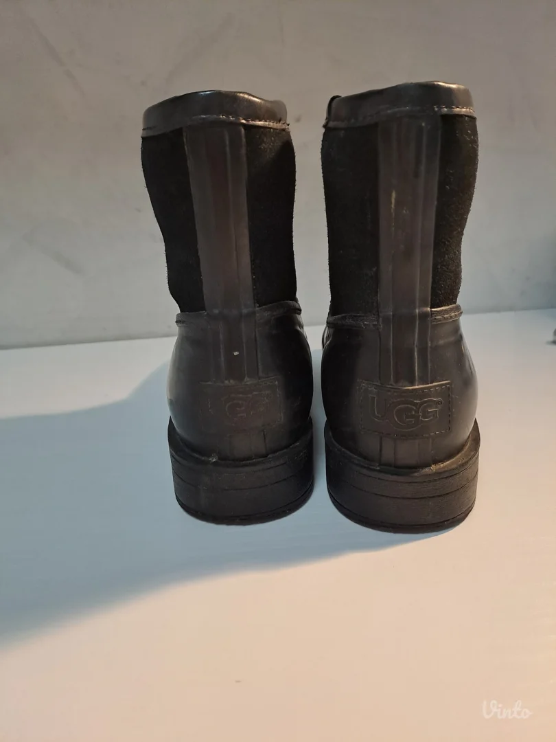 Ugg cizme