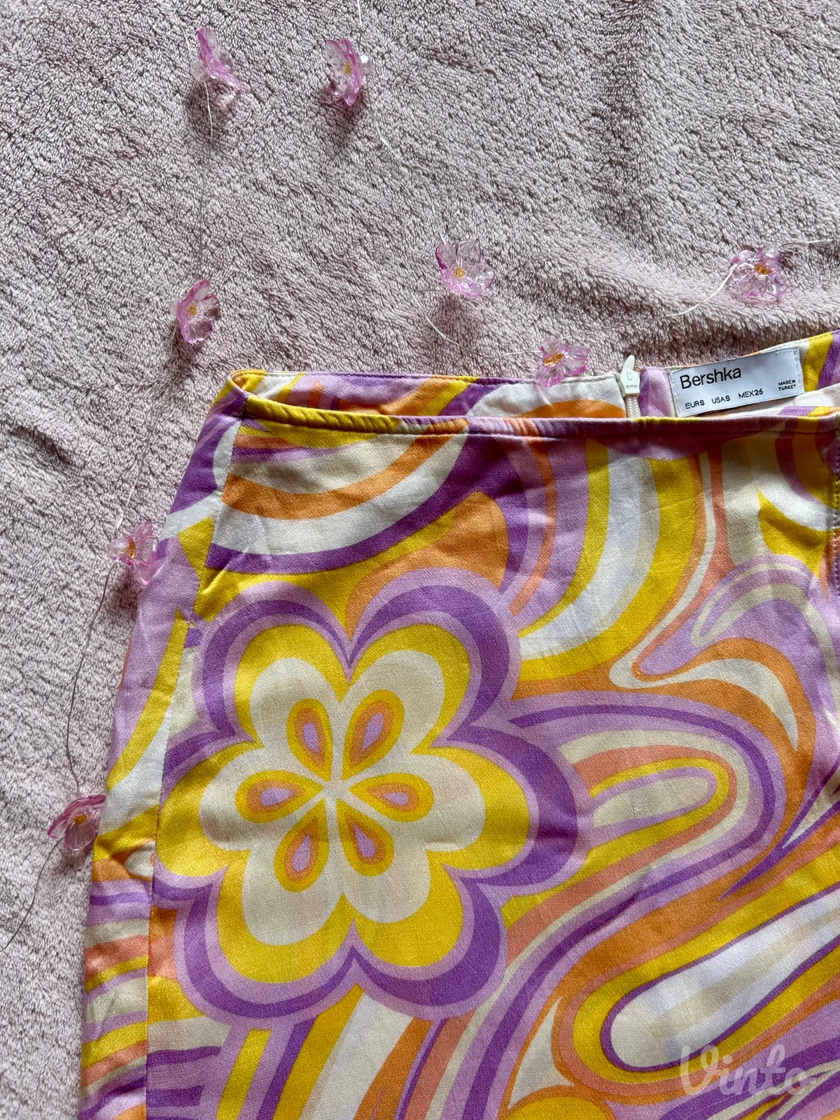 Bershka mini suknja