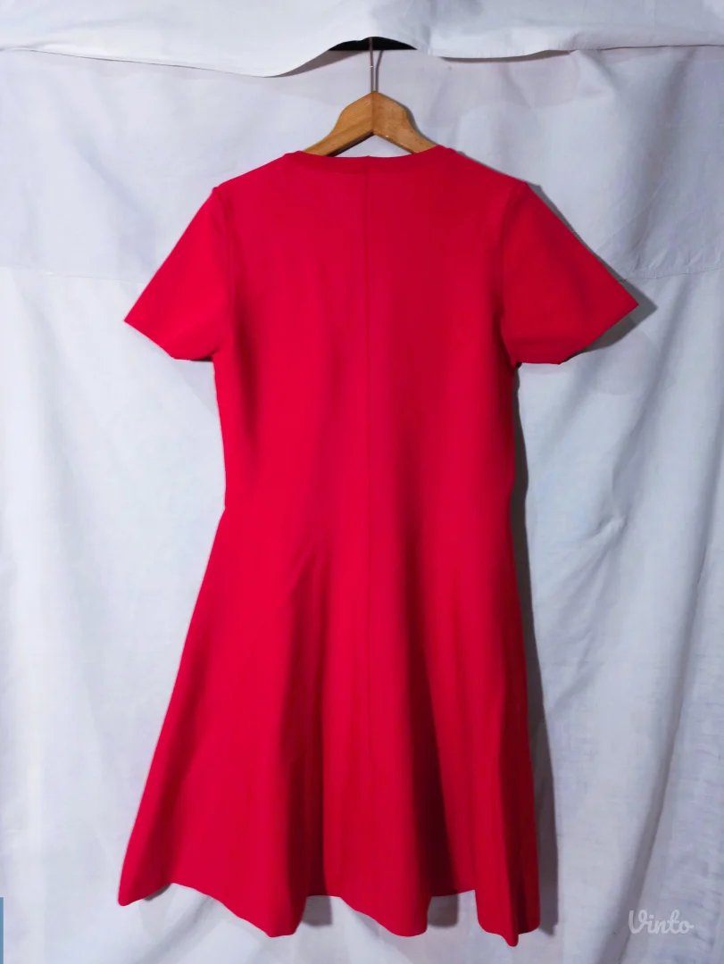 Trikotažna haljina A-kroja