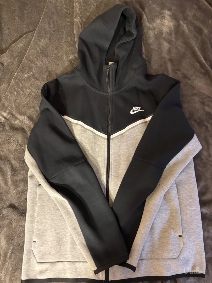 Nike Tech Fleece