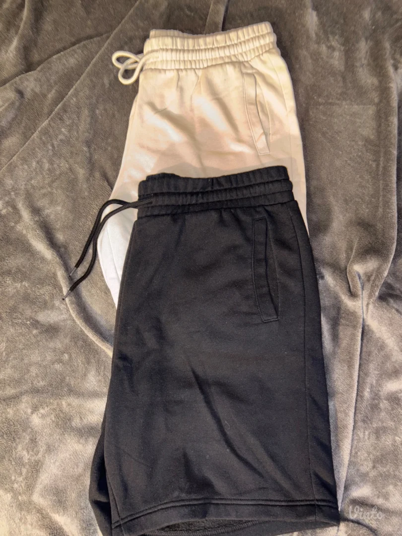 Muški Šorc 2 komada