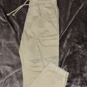 Cargo pantalone