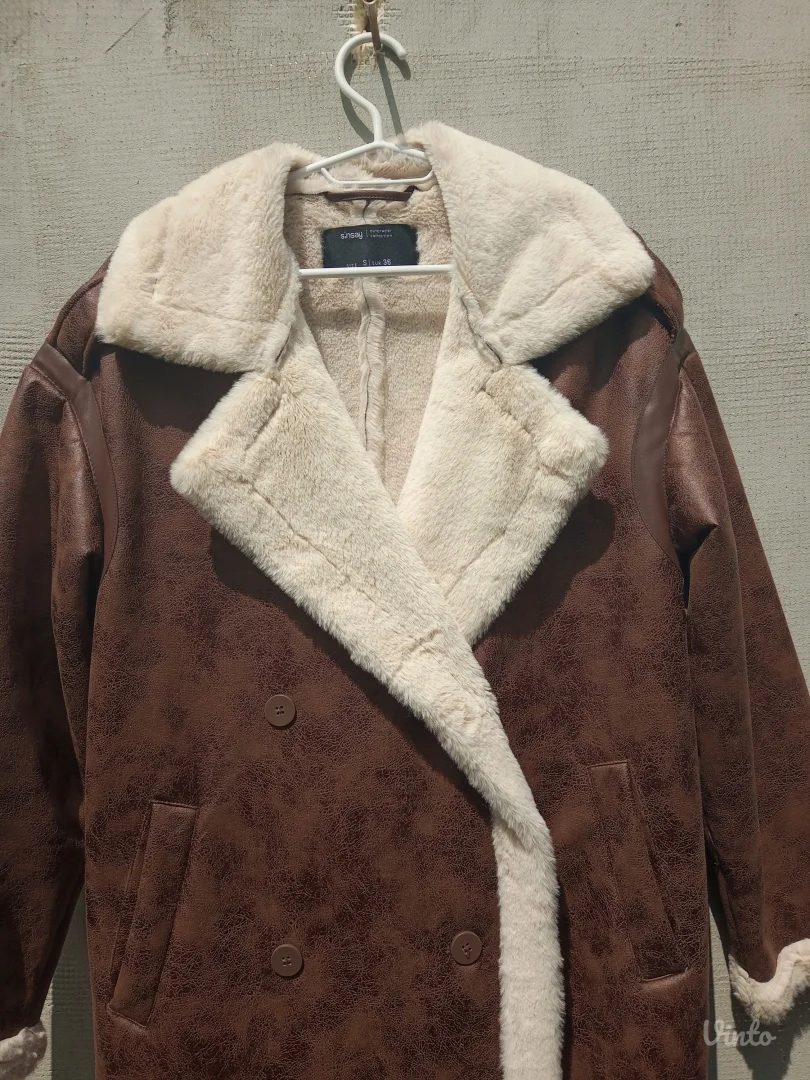 SINSAY KAPUT braon vel.S