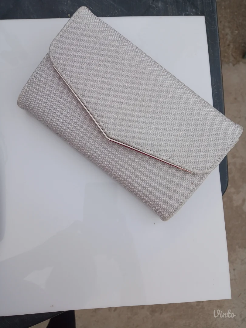 SALONKE SREBRNE br.37 i srebrna torbica