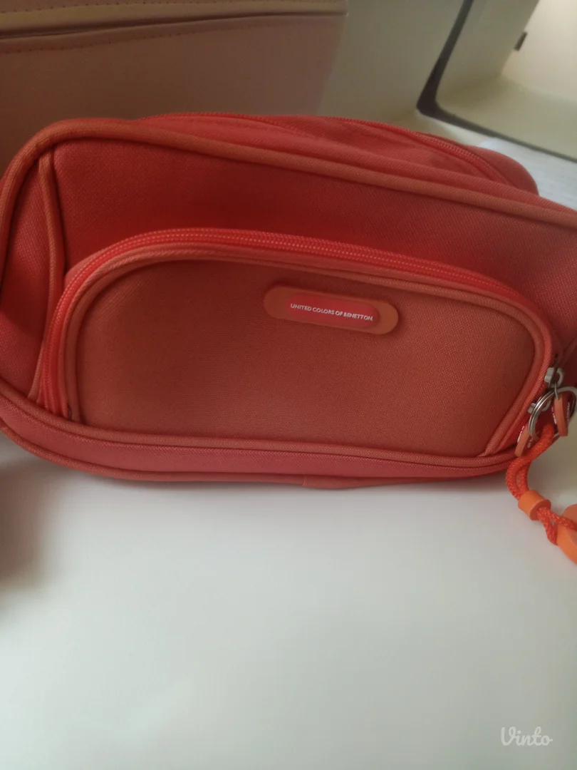 BENETTON TORBICA nova