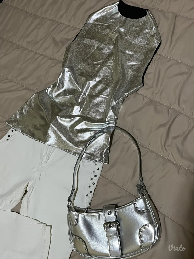 KOMPLET srebrni- majica, farmerice, torbica