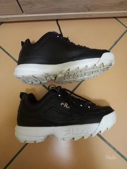 FILA DISRUPTOR crne patike VEL.40