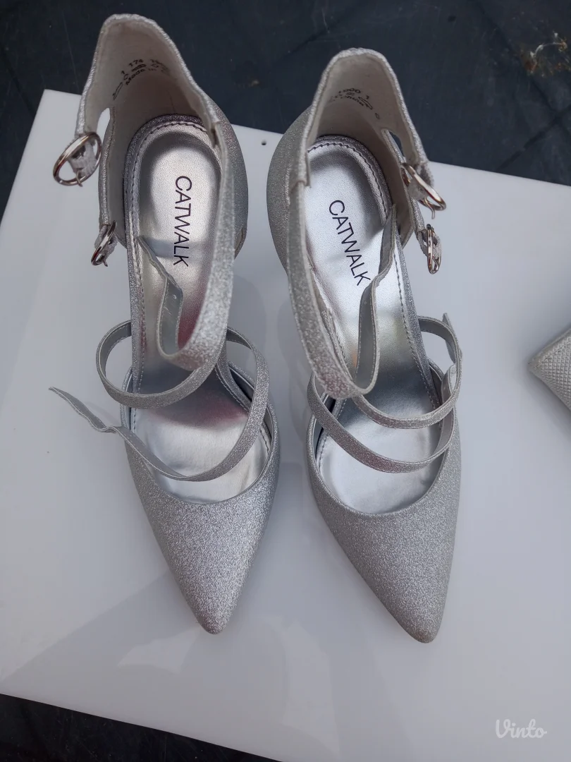 SALONKE SREBRNE br.37 i srebrna torbica