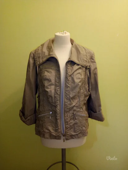 C&A JAKNA elegantna ODLICNA vel.40