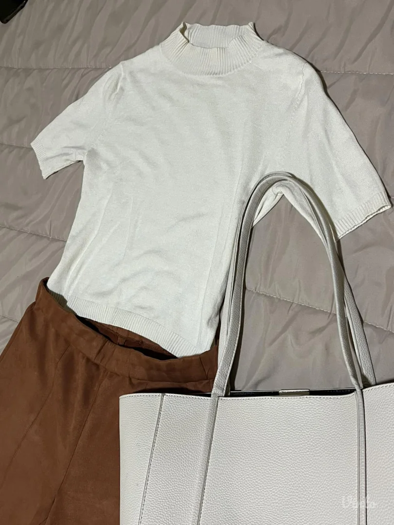 KOMPLET majica, pantalone i torba