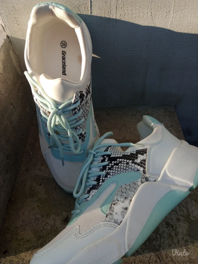 GRACELAND patike belo zelene VEL.39