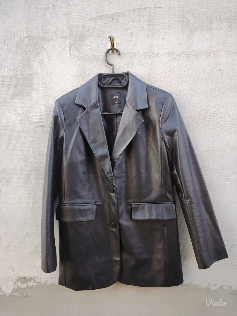 SINSAY crni kožni sako XXS