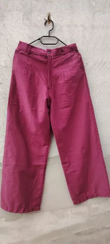 PANTALONE bordo siroke nogavice S