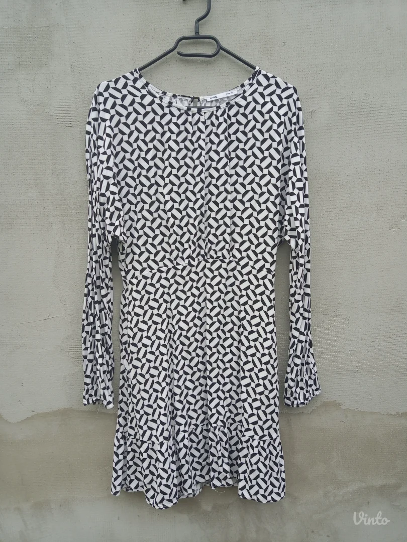 SINSAY HALJINA vel.S-M