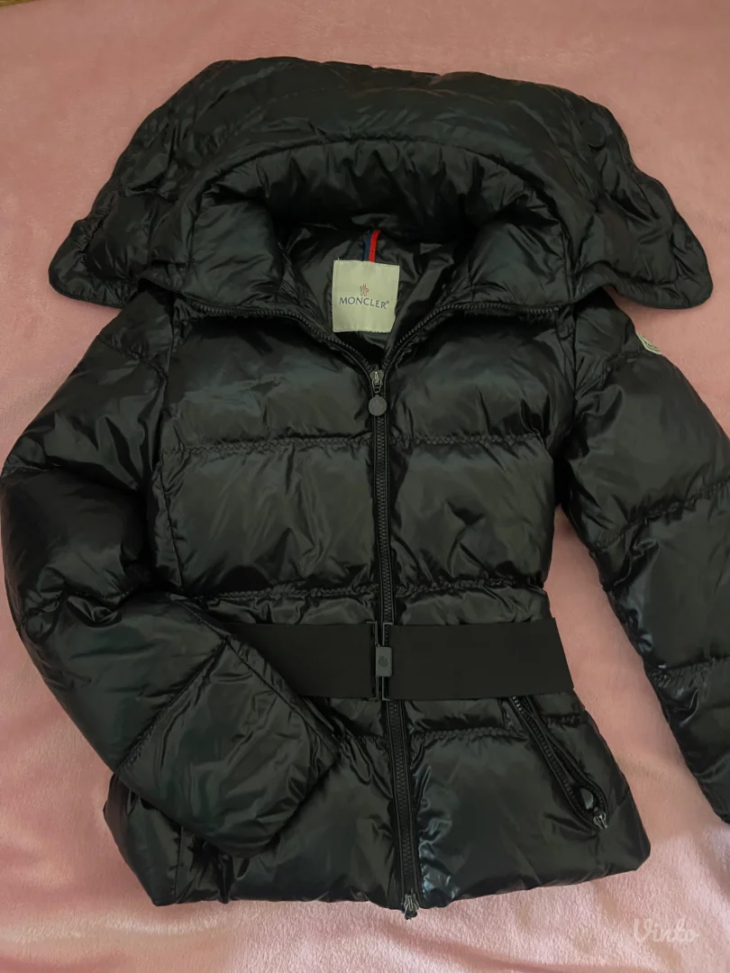 Moncler jakna