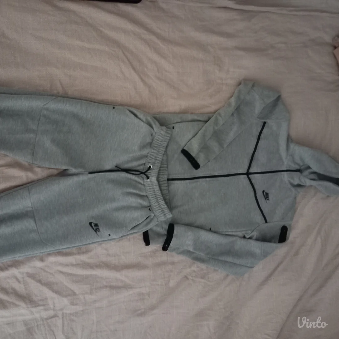 Tech fleece M
