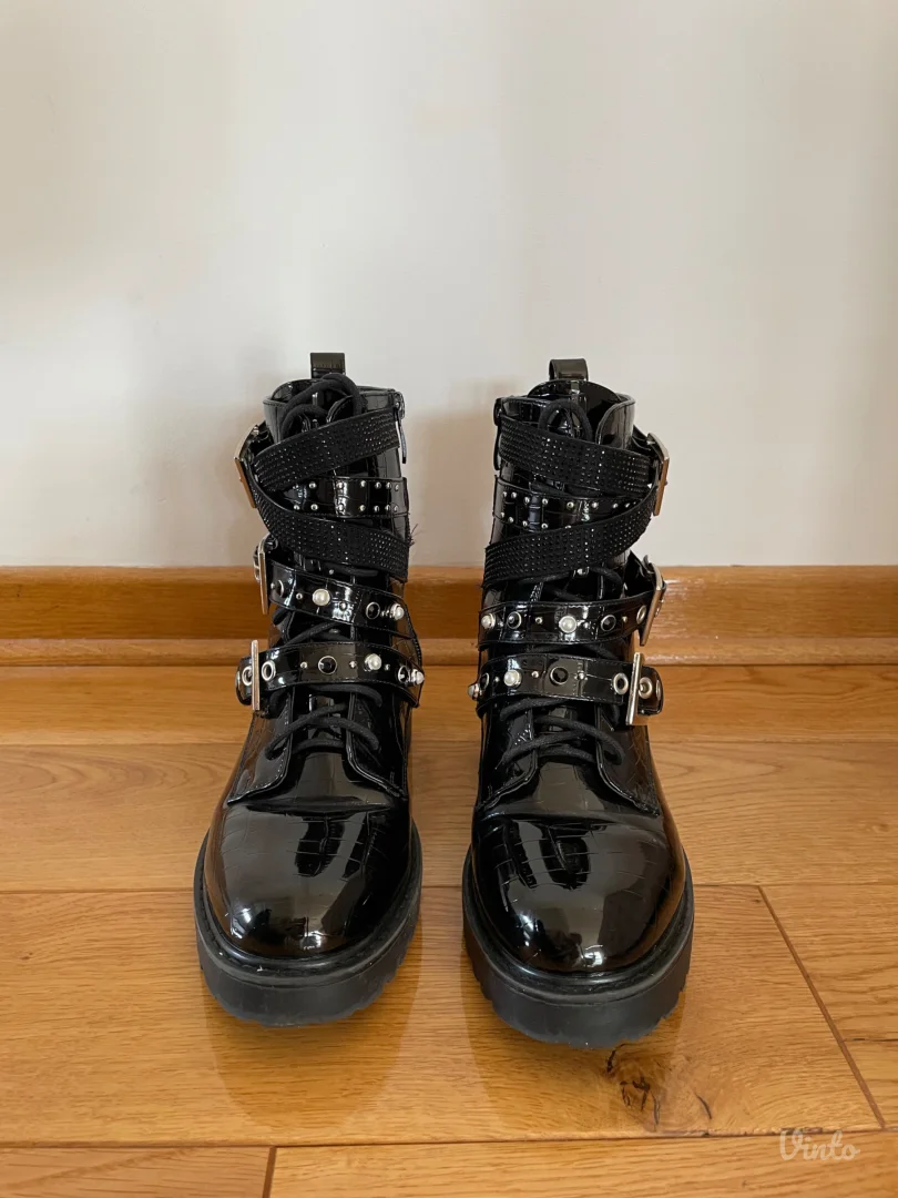 Opposite ženske čizme