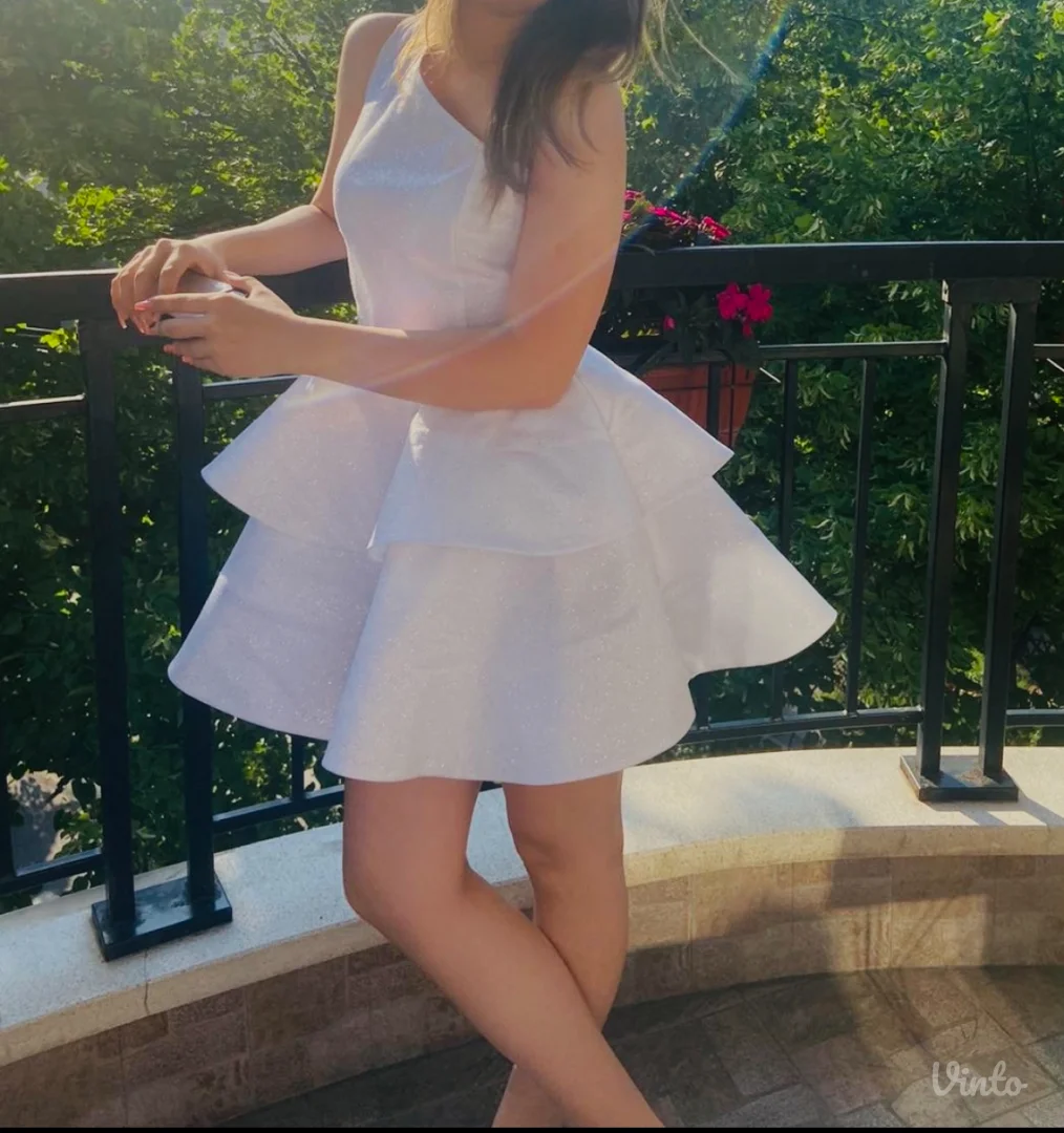 ALMÉ COUTURE HALJINA PRODAJA/IZNAJMLJIVANJE