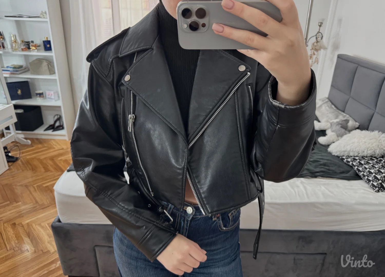 Zara crna kozna jakna