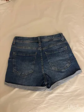 BERSHKA teksas sorc