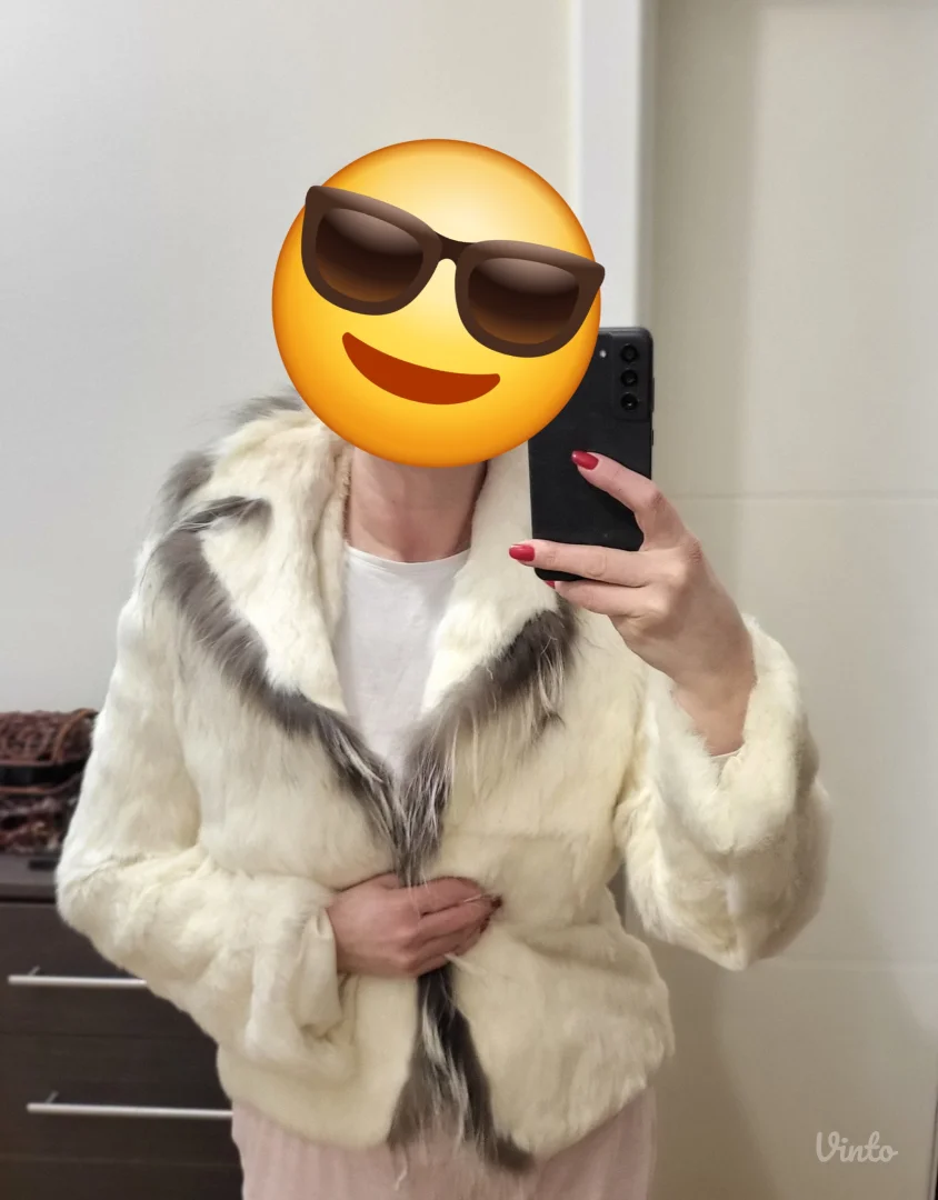 Bunda kratka bela srebrna lisica