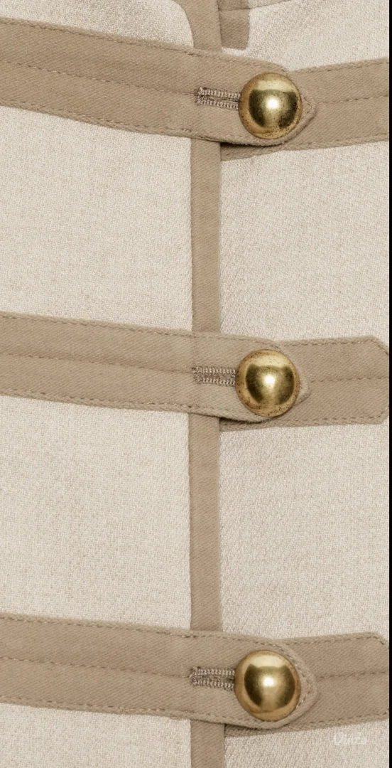 Bez jakna sa naramenicama