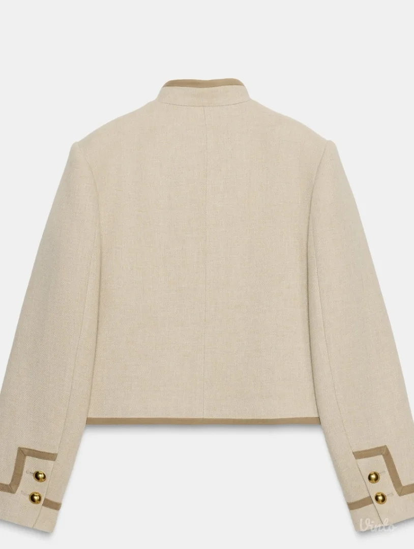 Bez jakna sa naramenicama