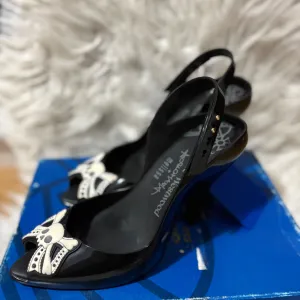 Vivienne Westwood stikle