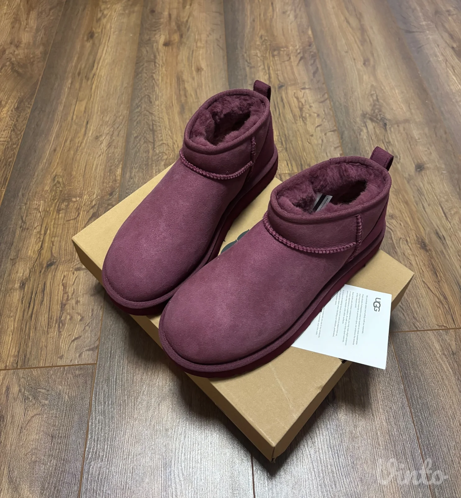 UGG
