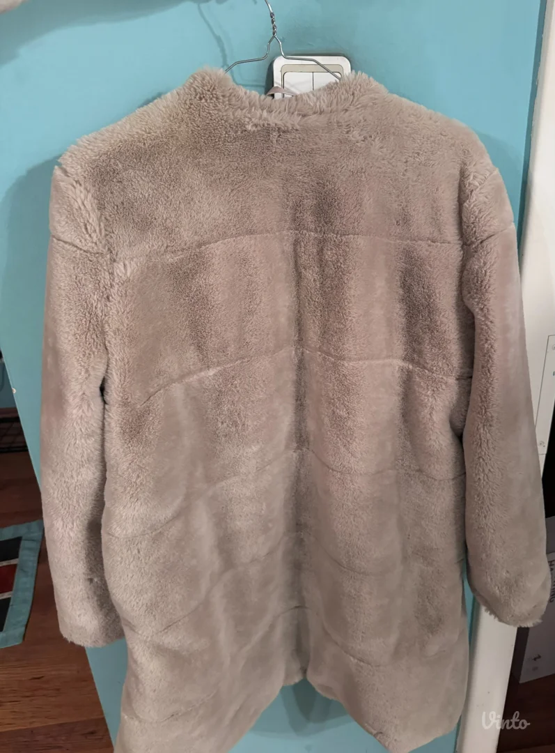 Mango bunda od vestackog krzna, bež boje