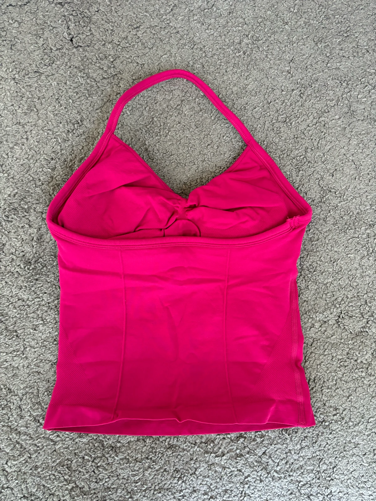 Halter top za teretanu