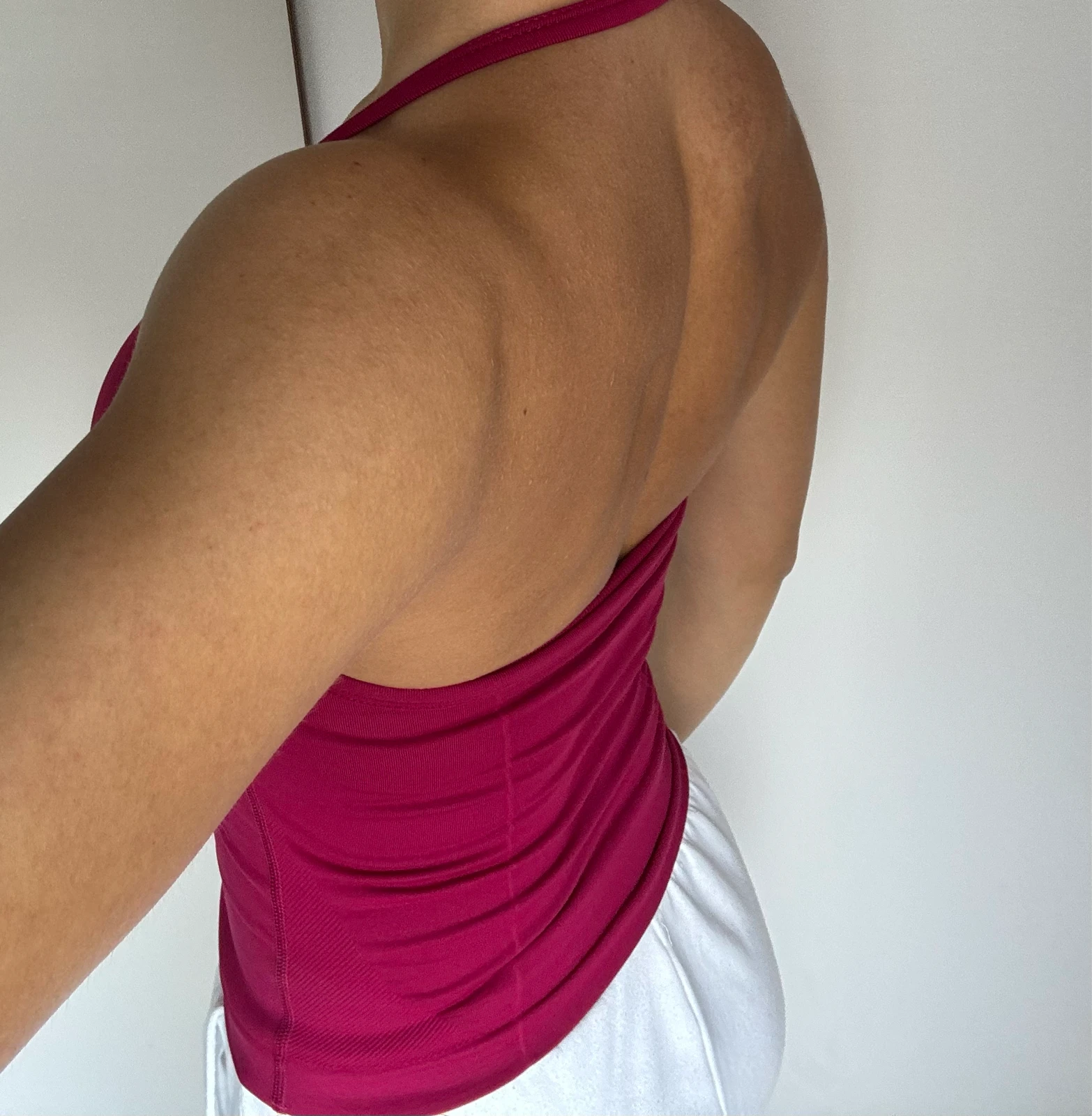 Halter top za teretanu