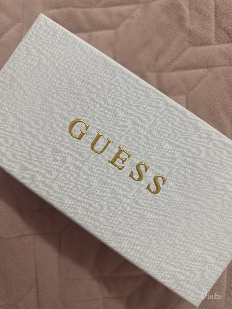 Guess novcanik NOVO