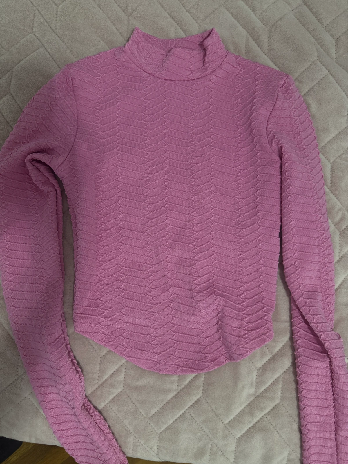 Bershka majica-dugi rukavi