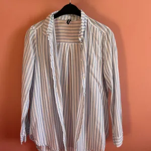 Košulja na pruge H&M