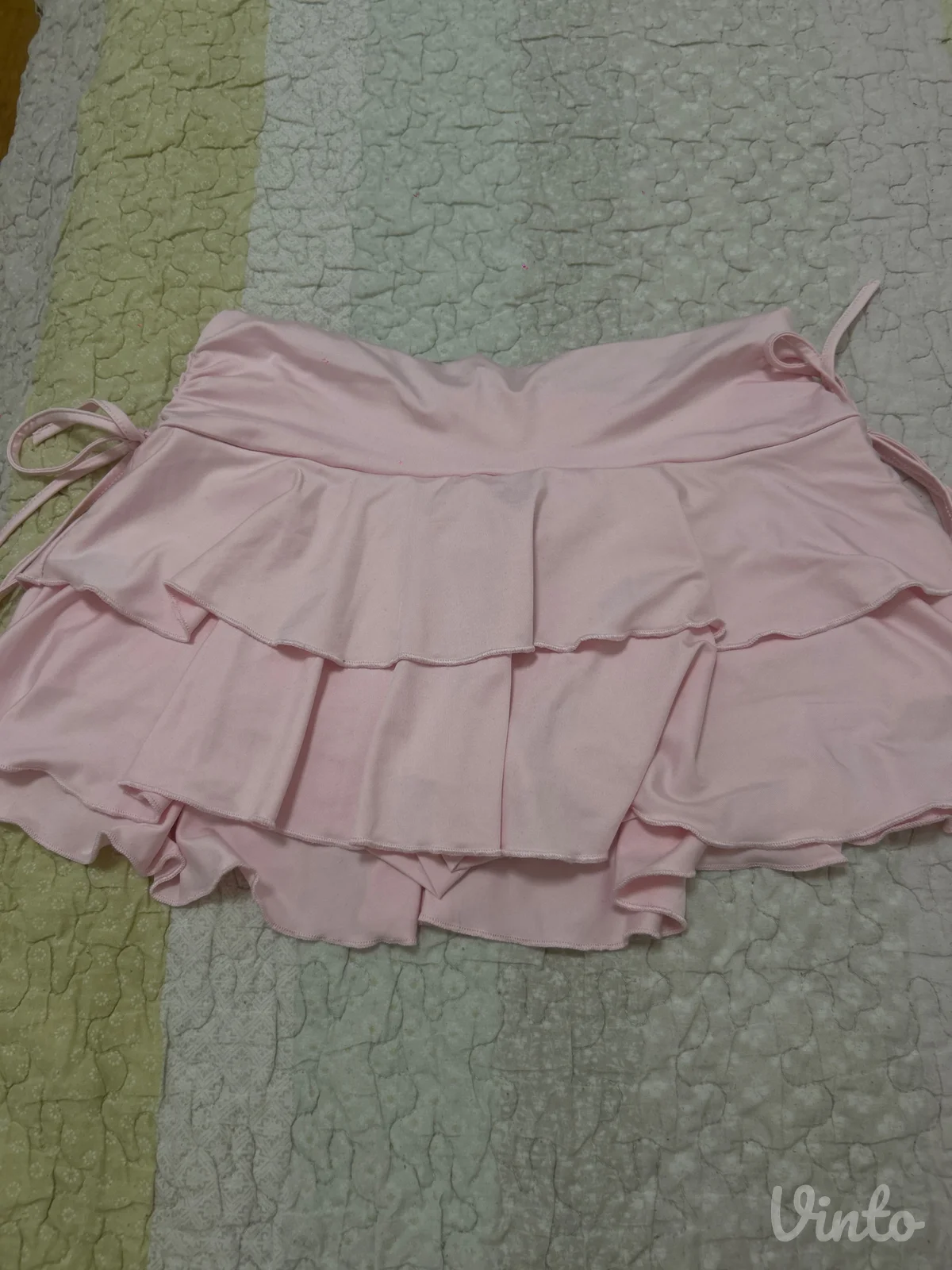 Roze suknja