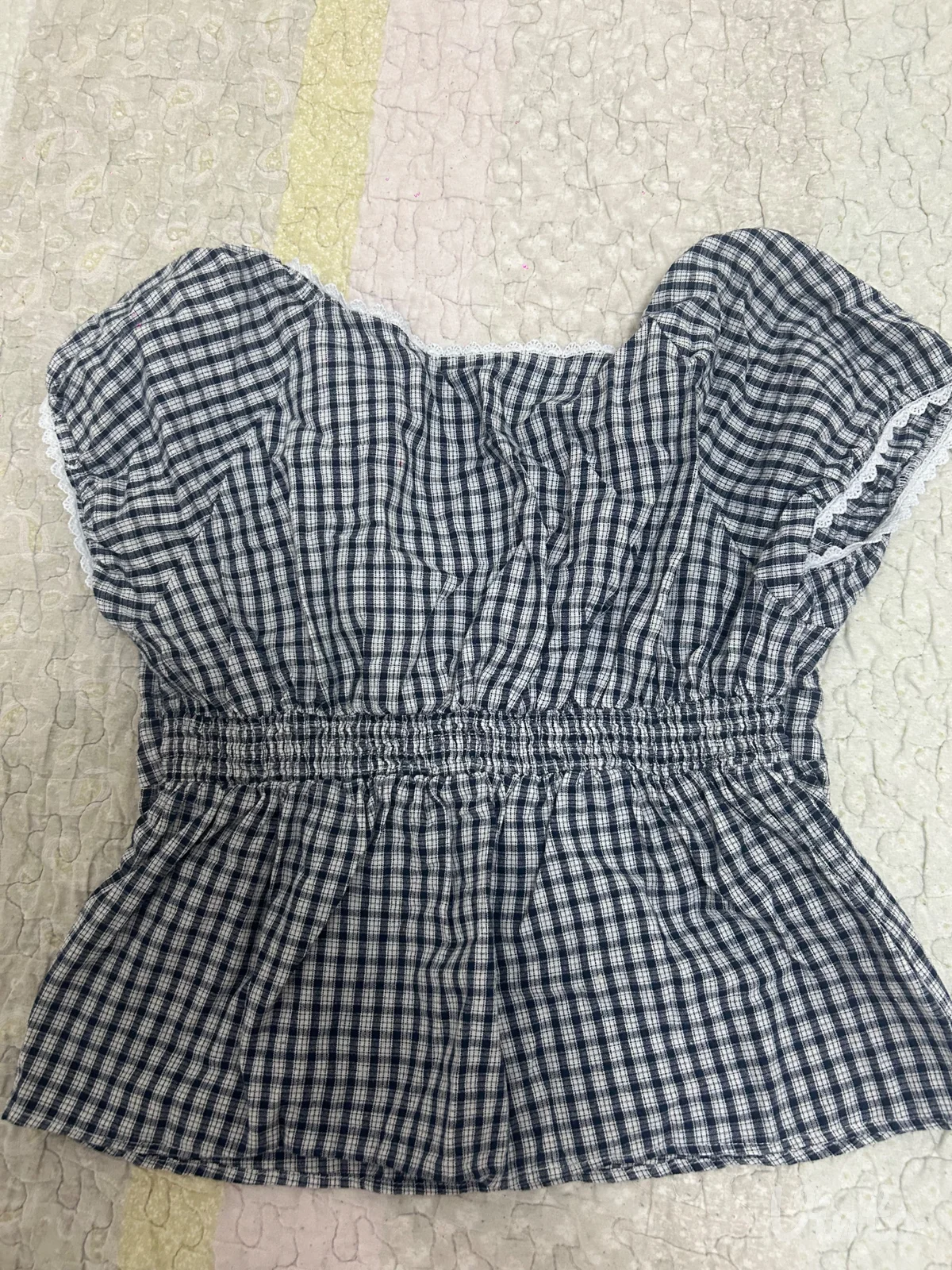 Karirana bluza