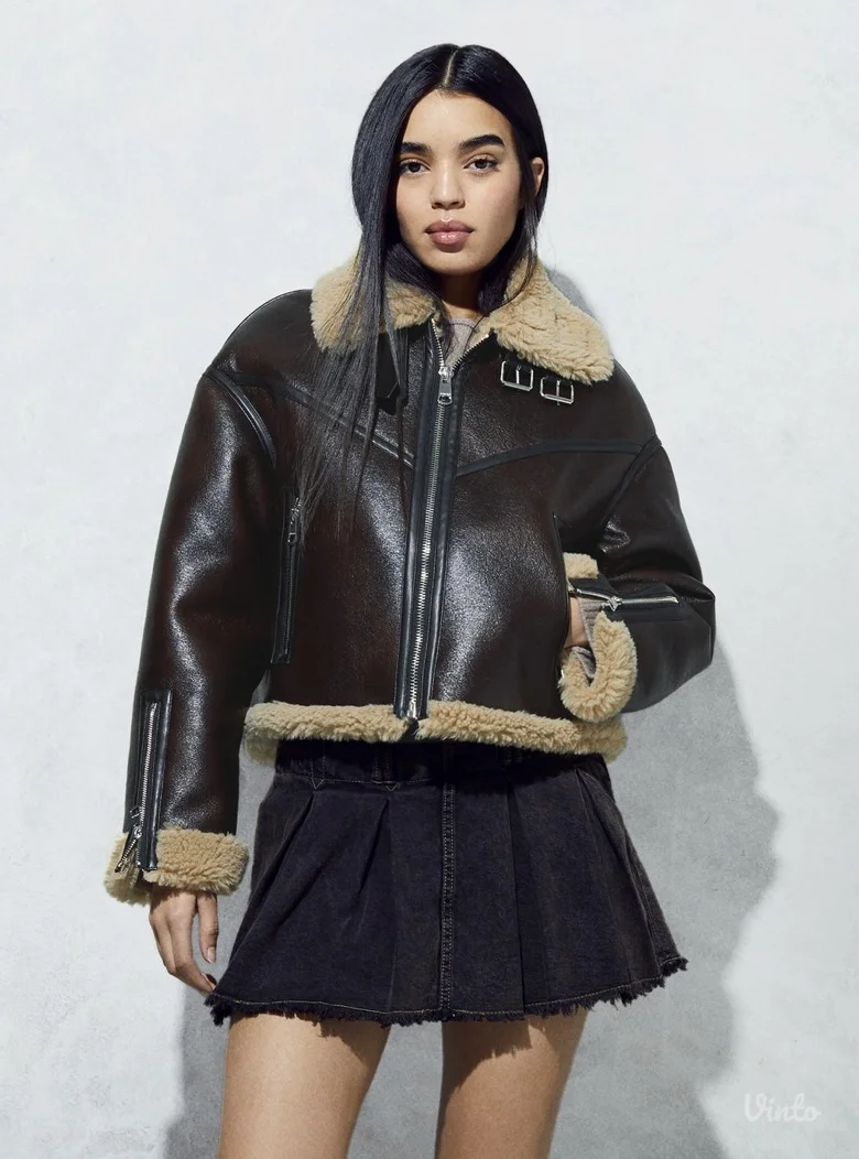 Zimska jaknica bershka