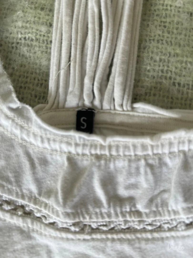 Desigual bela majica na bretele sa srcem – S