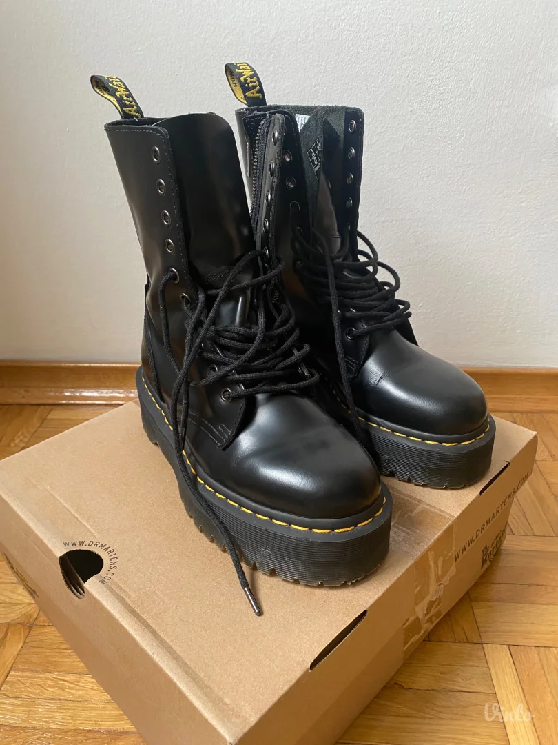 Dr. Martens Jadon Hi
