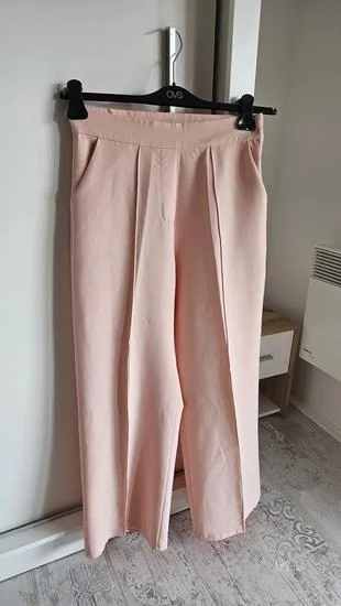 Roze siroke pantalone