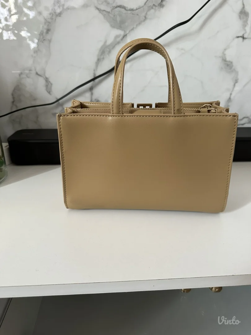 Tommy Hilfiger torba