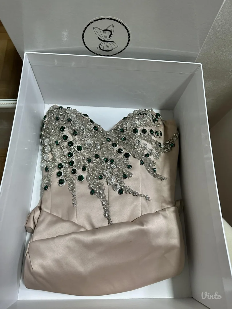 Dizajnerska haljina Stefana Golubovic