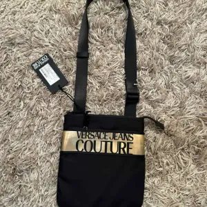 Versace Jeans muska torbica