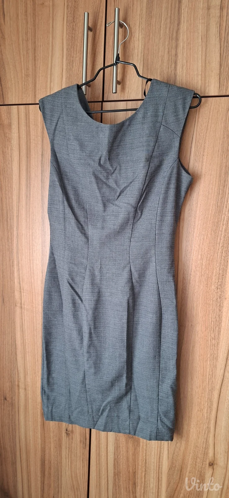 Elegantna zenska haljina